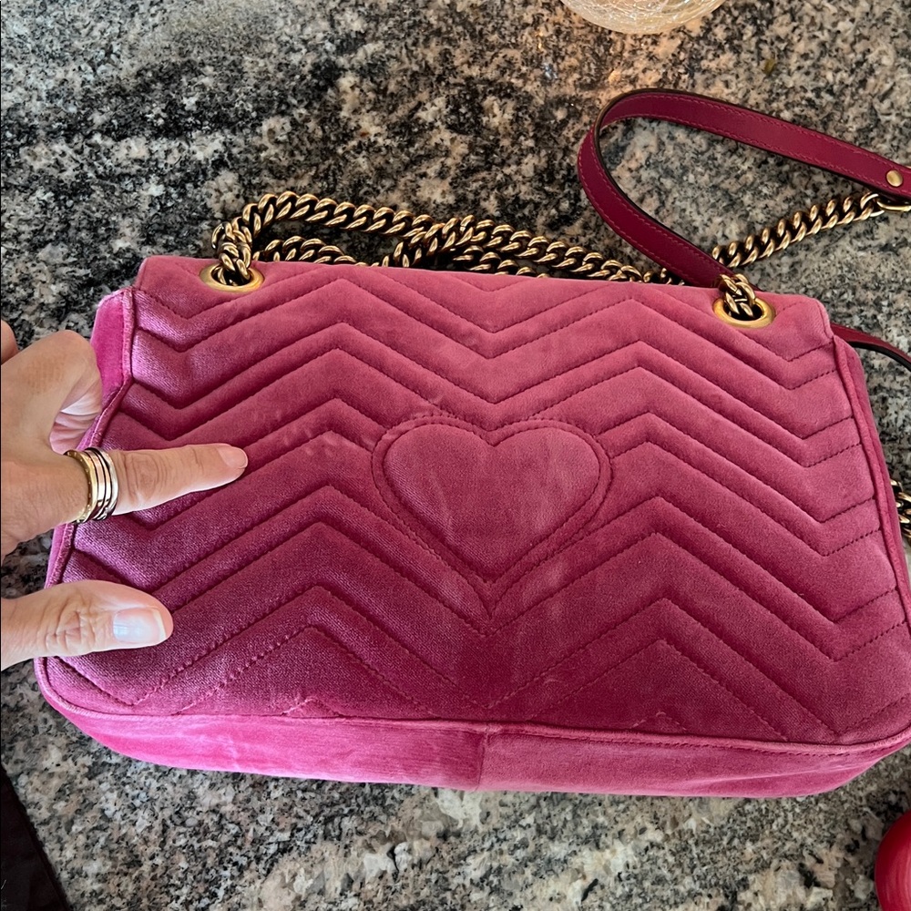 Gucci Fuchsia Velvet GG Marmont Bag - Picture 13 of 15